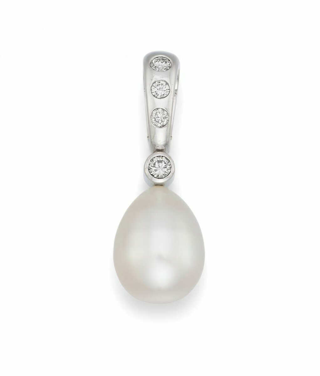 Pearl-Diamond-Pendant