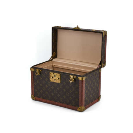 Louis Vuitton. Beauty Case - photo 12