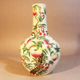 Chinese Porcelain Vase painted, Qing Dynasty - photo 1