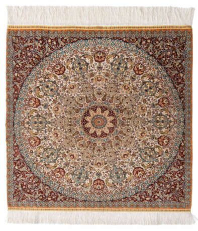 Hereke-Seide - photo 1 Hereke-Seide - photo 1