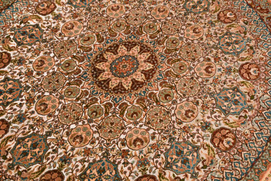 Hereke-Seide - photo 6 Hereke-Seide - photo 6