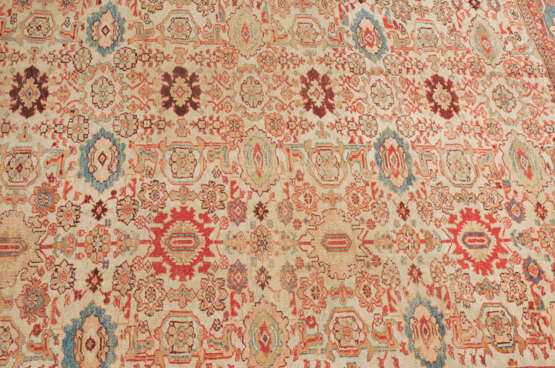 Sultanabad - photo 4