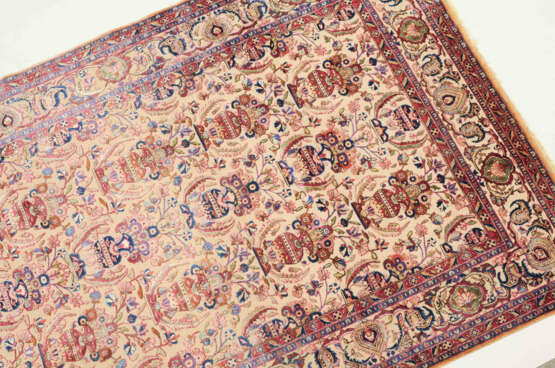 Kashan-Suf-Seide - photo 3 Kashan-Suf-Seide - photo 3