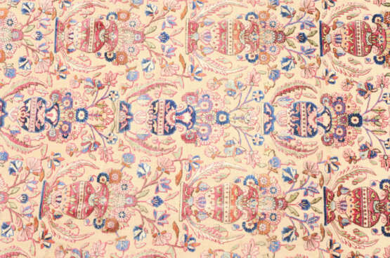 Kashan-Suf-Seide - photo 6 Kashan-Suf-Seide - photo 6