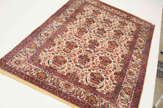 Kashan-Suf-Seide - photo 13 Kashan-Suf-Seide - photo 13