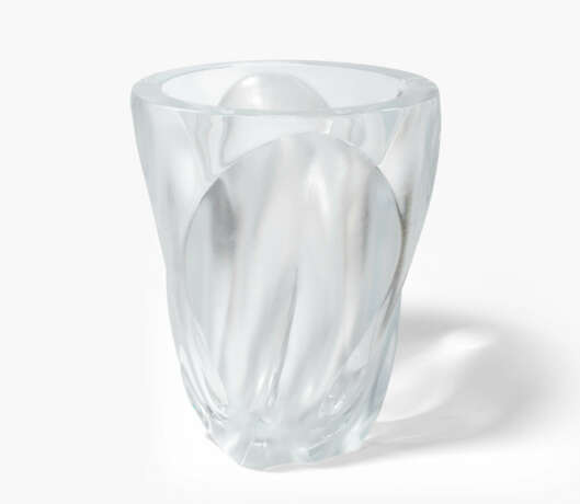 Lalique, Vase "Ingrid" - фото 1 Lalique, Vase "Ingrid" - фото 1