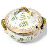 Royal Copenhagen, "Flora Danica", Henkelterrine - фото 1