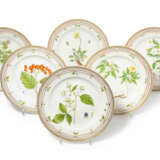 Royal Copenhagen, "Flora Danica", 12 Platzteller - фото 1