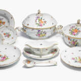 Herend, umfangreiches Tafelservice "Bouquet de Herend" - фото 1
