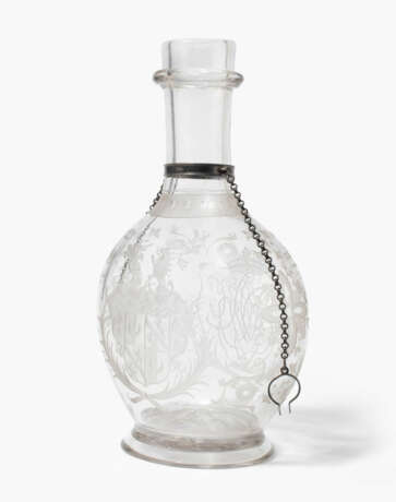 Kugelflasche mit Wappen "von Diesbach" - photo 2 Kugelflasche mit Wappen "von Diesbach" - photo 2