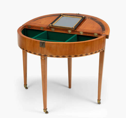 Demilune-Tisch - photo 5 Demilune-Tisch - photo 5