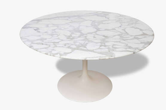 Eero Saarinen, Esstisch "Pedestal" - Foto 1 Eero Saarinen, Esstisch "Pedestal" - Foto 1