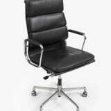 Charles & Ray Eames, Soft Pad Chair "EA 219" - photo 1