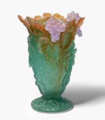 Daum France, Vase "Raisin"