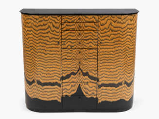 Hans Eichenberger, Anrichte "Vorhang Kredenz"