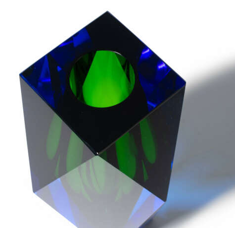 Katerina Dousova für Moser Karlsbad, Vase "Gema" - фото 4 Katerina Dousova für Moser Karlsbad, Vase "Gema" - фото 4