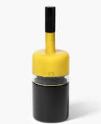 Overview. Timo Sarpaneva für Venini & C. Murano, Flasche mit Stopfen "Tuuli"