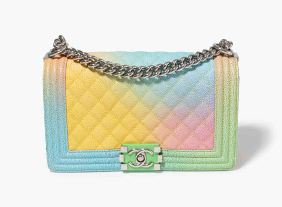 Chanel, Boy "Rainbow" Umhängetasche - фото 1