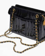 Übersicht. Chanel, Schultertasche