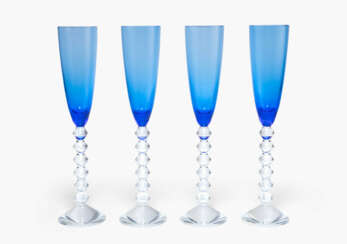 Baccarat, 4 Champagnergläser "Vega Couleur"