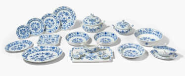 Meissen, Tafelserviceteile "Zwiebelmuster"