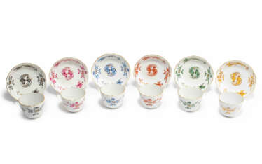 Meissen, 6 Tassen mit Untertassen "Reicher Drache"