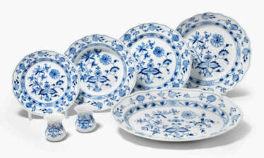 Meissen, Tafelserviceteile "Zwiebelmuster"