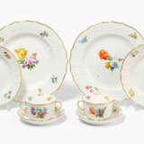 Royal Copenhagen, Tafelservice "Sächsische Blume" - Foto 1
