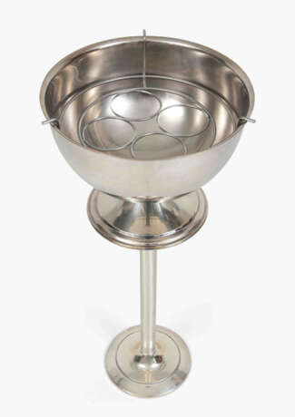 Grosser Champagnerkühler, 20.Jh. - фото 1 Grosser Champagnerkühler, 20.Jh. - фото 1