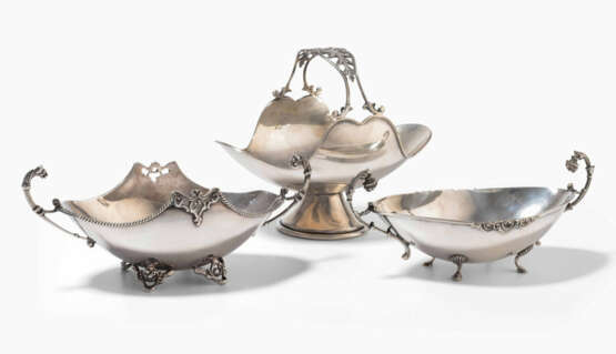 Lot: 3 Henkelschalen, Italien 20.Jh. - фото 1 Lot: 3 Henkelschalen, Italien 20.Jh. - фото 1