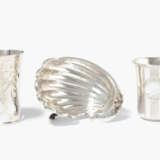 Lot: 2 Kidduschbecher und 1 Muschelschale, 19./20.Jh. - фото 1
