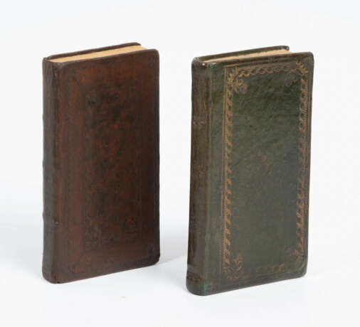 2 handgeschriebene Gebetbücher - photo 1