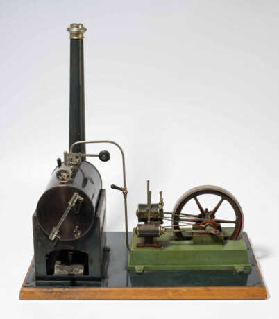 Bing, Liegende Dampfmaschine - Foto 2 Bing, Liegende Dampfmaschine - Foto 2