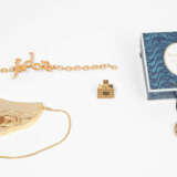 Christian Dior, Bracelet, Pin, Anhänger und Lipsticks-Set - photo 1