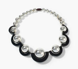 Francois Schoenlaub für Guillemette L'Hoir, Paris, Collier "Saturne"