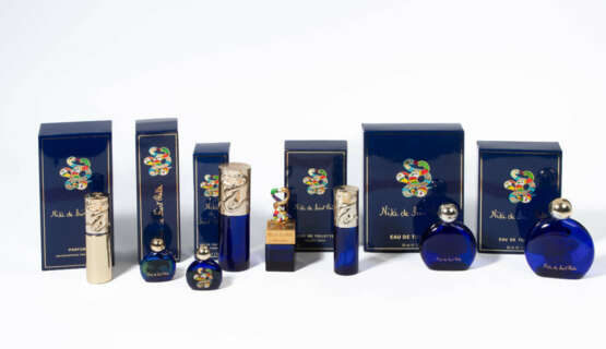 Niki de Saint Phalle, 8 Parfumflakons - photo 1 Niki de Saint Phalle, 8 Parfumflakons - photo 1