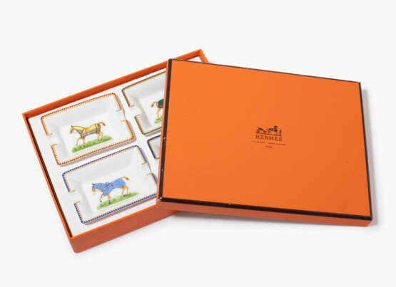 Hermès, 4 Miniaschenbecher - photo 2 Hermès, 4 Miniaschenbecher - photo 2