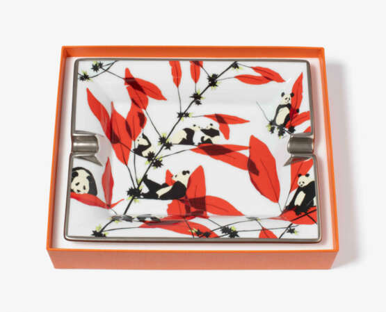 Hermès, Aschenbecher "Pandas" - фото 1 Hermès, Aschenbecher "Pandas" - фото 1