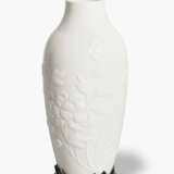 Blanc-de-Chine Vase - фото 1