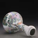 Qing Dynasty Yongzheng pastel porcelain characters story pattern garlic bottle - photo 12