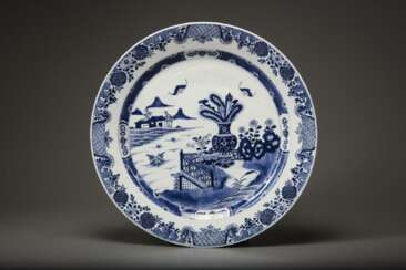 18th Century Qing Dynasty Blue and White Porcelain Plate