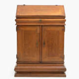 Kleiner Schreibschrank und Betstuhl - photo 1