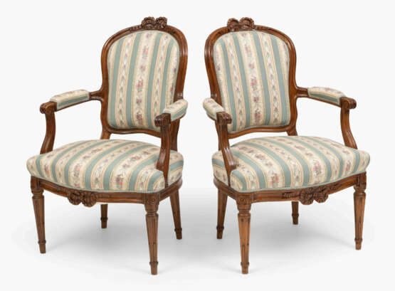 4 Fauteuils - photo 2 4 Fauteuils - photo 2