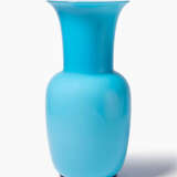 Paolo Venini für Venini & C. Murano, Vase "Opalino" - photo 1