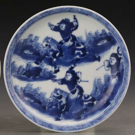A pair of Kangxi blue and white porcelain hunting plates in the Qing Dynasty - Foto 2