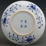 A pair of Kangxi blue and white porcelain hunting plates in the Qing Dynasty - фото 8