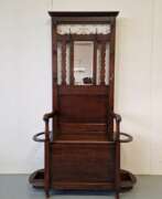 Catalogue des produits. Porte-manteau d&amp; 39;entr&eacute;e 