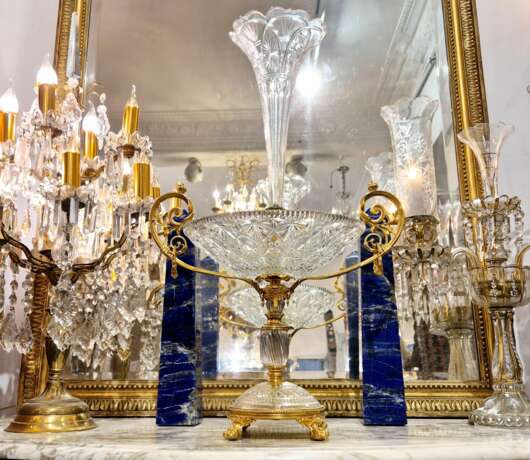 Baccarat Cut Crystal Centerpiece Mounted on Chiseled Gilt Bronze 19th Century Crystal bronze Napoleon III 19th century - photo 17