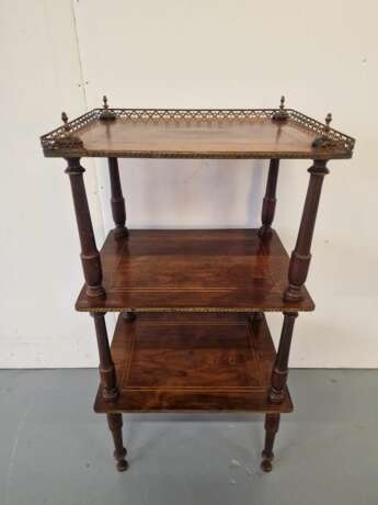 Antique etagere Acajou At the turn of the 15th - 16th century - photo 1