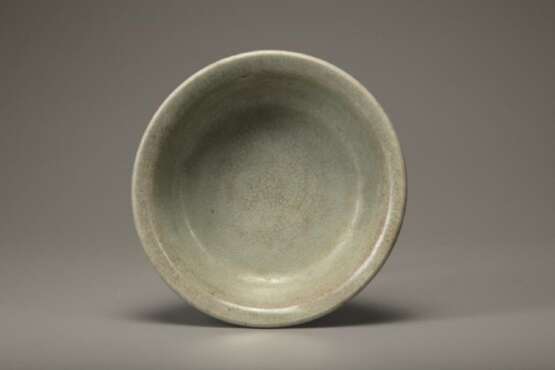 Ming Dynasty Longquan Kiln Green Glaze Porcelain Bowl - Foto 1